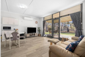 Riversands Rest Accommodation Paringa - Willow Cottage